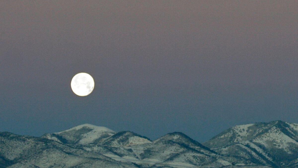Super Flower Moon 2020: When is May Supermoon, Timing, How to Watch Super Flower Moon Live