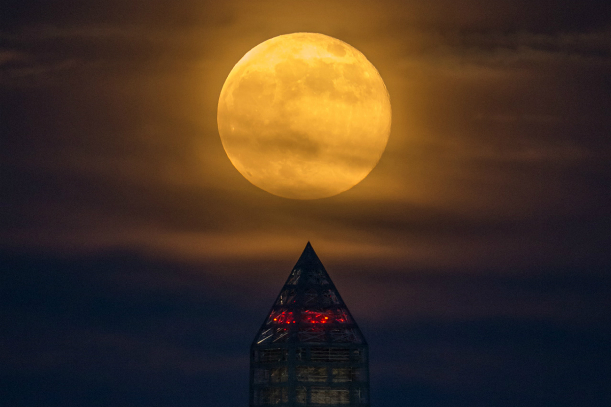 First Supermoon of 2020 Will Appear This Weekend: How to Watch Live, Timings