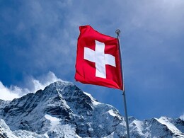 Switzerland Plans to Freeze Crypto Assets Held by Russian Nationals Within Its Borders: Report Switzerland Plans to Freeze Crypto Assets Held by Russian Nationals Within Its Borders: Report