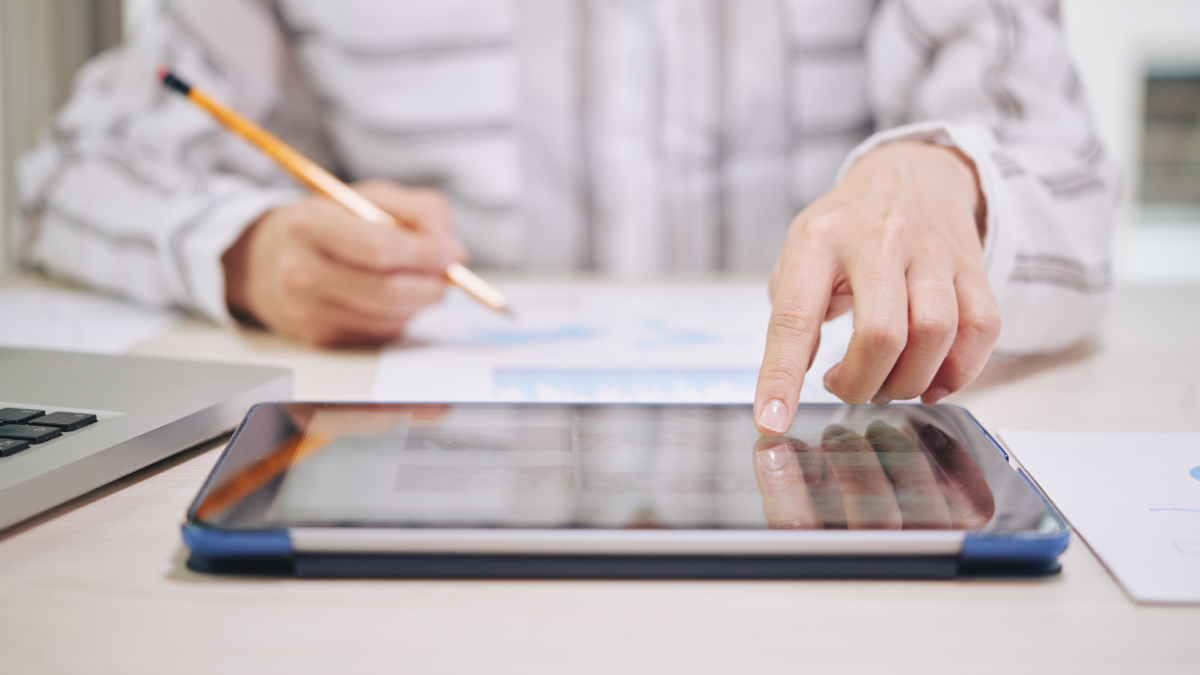 Best Lenovo Tabs Under 50000: Quality Picks In Premium Budget