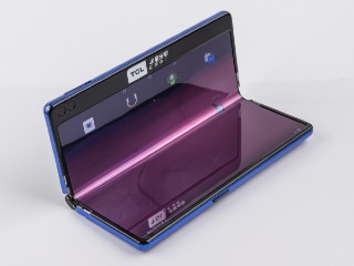 TCL Ultra Flex to 150W Fast Charging: Most Interesting Phones and Tech Announced at MWC 2022