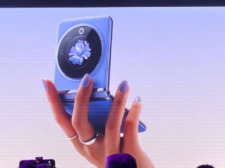 Tecno Phantom V Flip 5G With 6.9-inch Full-HD+ Flexible AMOLED Display Launched in India: Price, Specifications