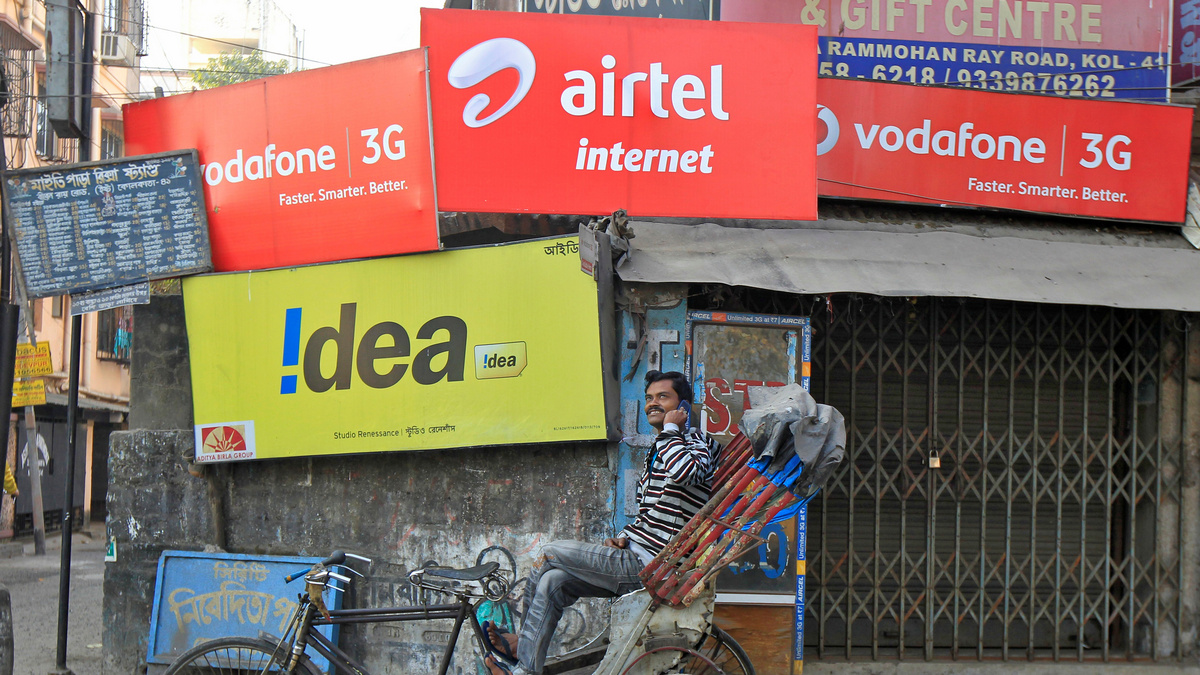 India's Tattered Telecom Sector Hinges on Government Aid