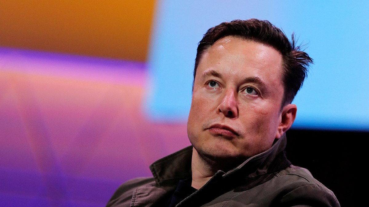 Elon Musk Slammed Online by Chinese Citizens After Starlink Satellite-Space Station Near-Misses
