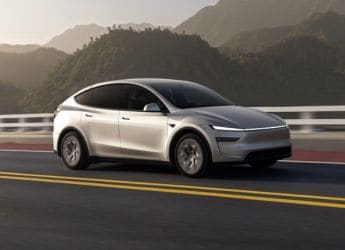 Tesla Model Y L Premium Launched in India With 3-Row Seating, Up to 681km WLTP Range: Price, Features