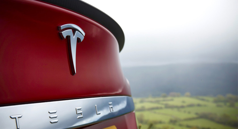 Tesla Reportedly Working With AMD to Develop Self-Driving Car Chip