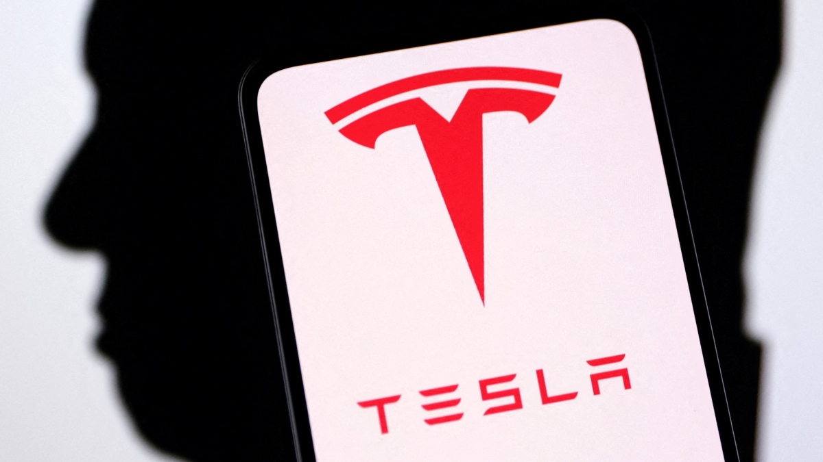 Indian-Origin Vaibhav Taneja Named New Tesla CFO as Zachary Kirkhorn Steps Down
