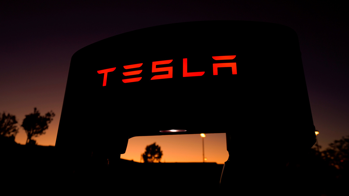 Tesla Executives Said to Have Met Invest India CEO for Talks on Plans to Enter India