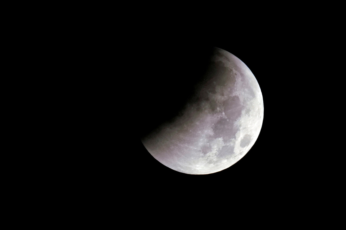 China&rsquo;s Moon Probe to Seek First Lunar Rocks Retrieval for a Nation Since 1970s
