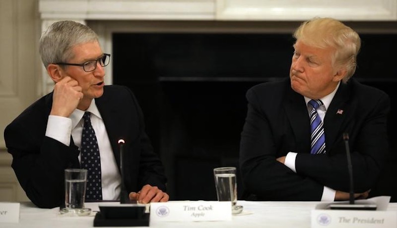 Apple CEO Tim Cook Blasts Trump's Response to Charlottesville, Vows Donations to Anti-Hate Groups