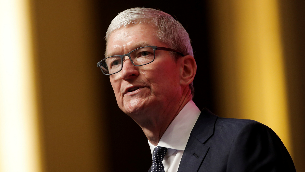 Apple Shareholders Urged to Vote Against CEO Tim Cook's Swelling Bonus