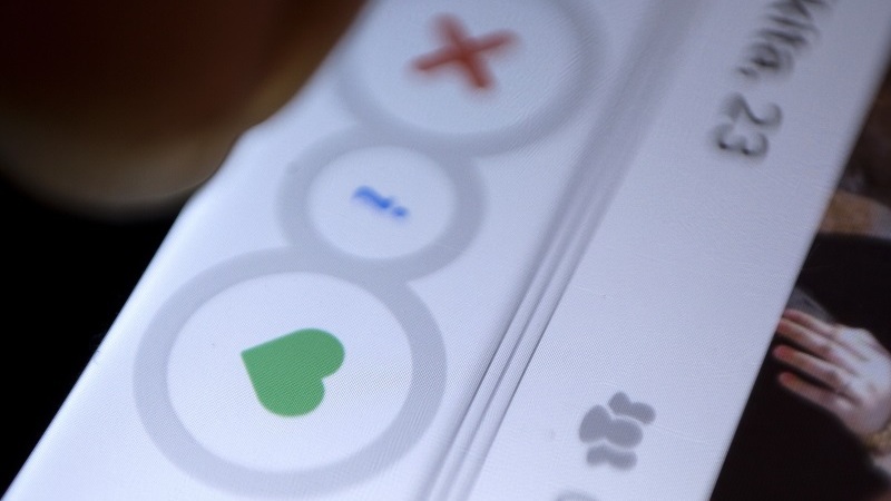 Tinder Suffers Brief Outage After Facebook's Privacy Fixes