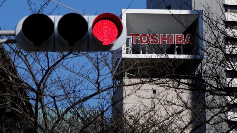 Toshiba Decides to Split Off Core Chip Business, Sell Stake
