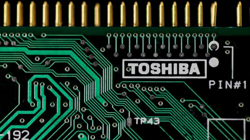 Toshiba Says China Approves Sale of Chip Unit to Bain Consortium
