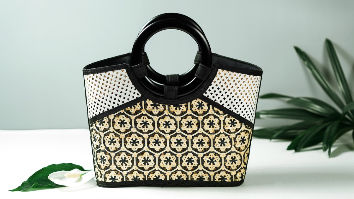 Best Tote Bags That You Can Buy on Amazon Under Rs. 2,000 Best Tote Bags That You Can Buy on Amazon Under Rs. 2,000