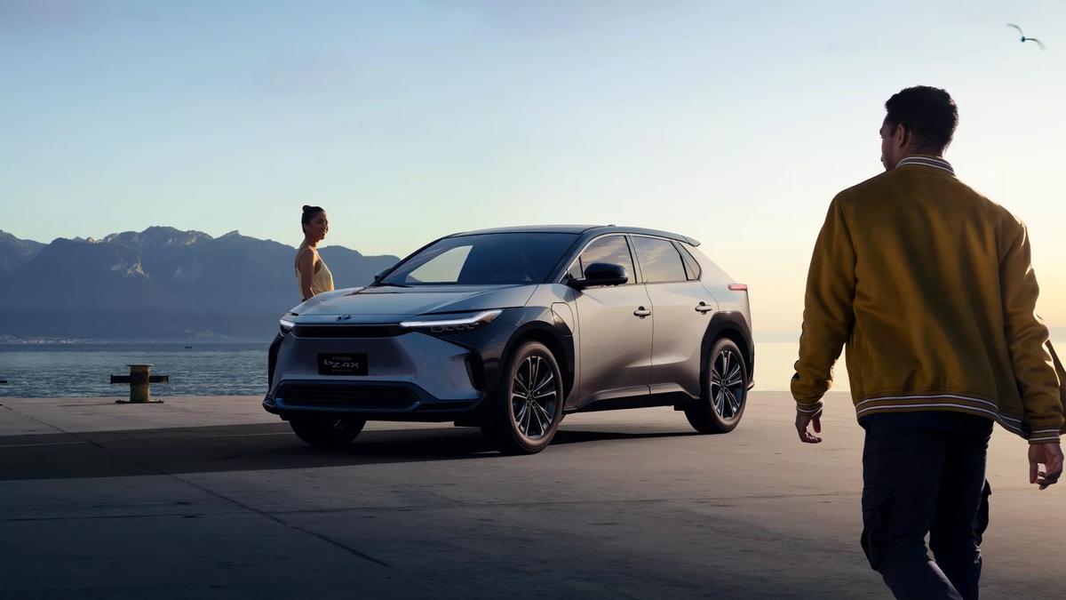 Toyota to Produce Fewer Vehicles in October Due to Semiconductor Shortages: All Details
