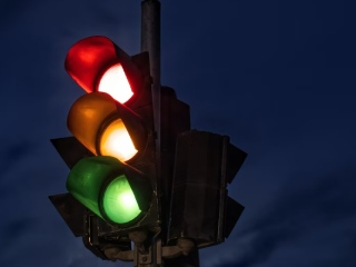 Delhi's New AI Cameras: How Phone Use, Wrong-Way Driving Will Be Caught