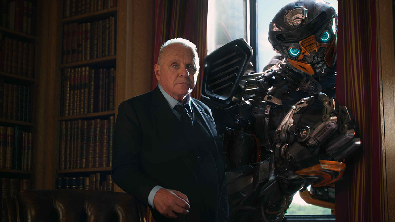 Transformers: The Last Knight Review: Another Incoherent Mess From Michael Bay