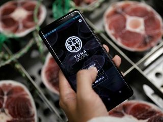 Sushi Meets AI: Japanese Inventor's App Scopes Out Choice Tuna Cuts