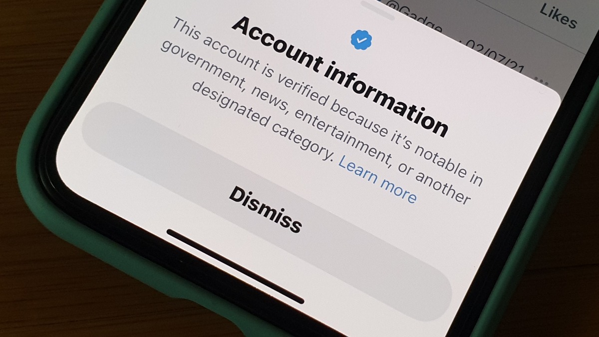 Twitter Mistakenly Verifies Fake Accounts, Suspends Them After Being Calling Out