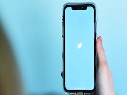Elon Musk Says Twitter Will Soon Get New Features Like Voice and Video Calls, Encrypted Messaging Elon Musk Says Twitter Will Soon Get New Features Like Voice and Video Calls, Encrypted Messaging