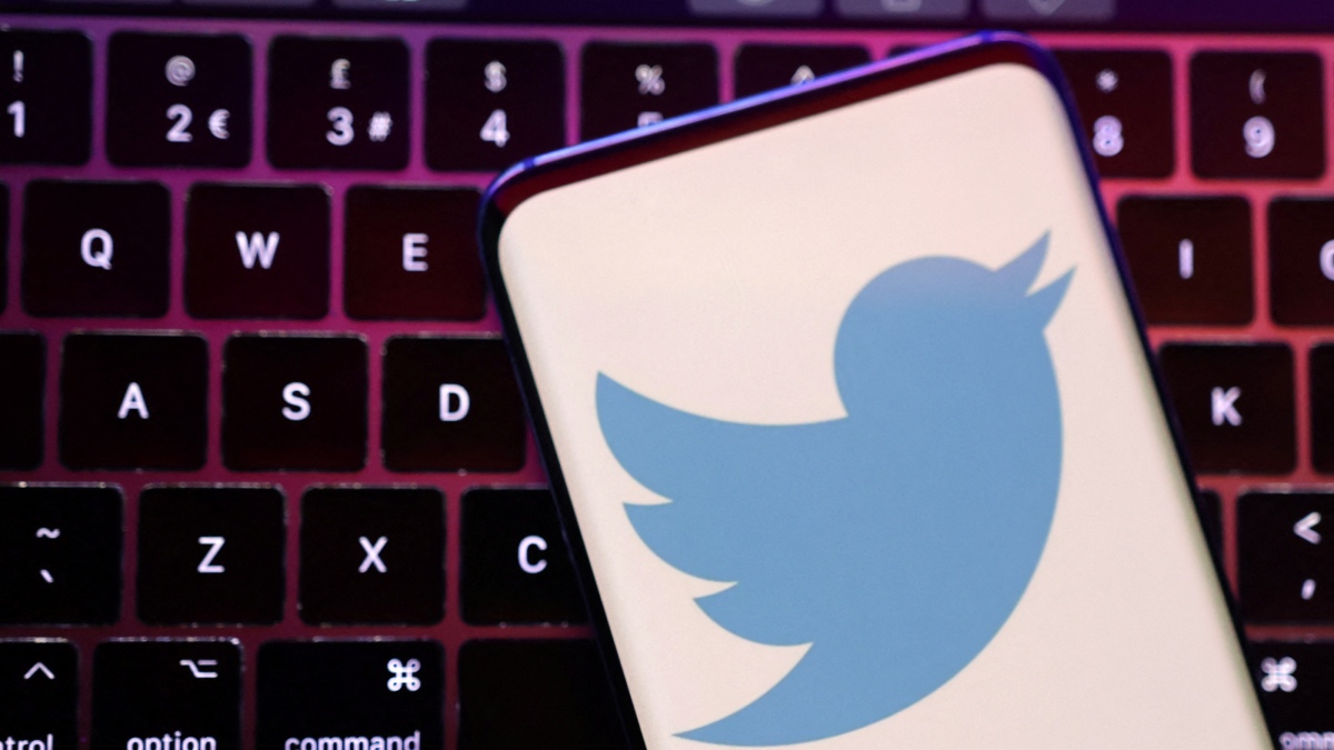 Elon Musk's Twitter Puts Temporary Limit on Number of Tweets: Here's What It Means