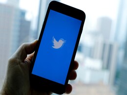 For Many Indians, Twitter Has Become a Hope to Survive in This Pandemic For Many Indians, Twitter Has Become a Hope to Survive in This Pandemic