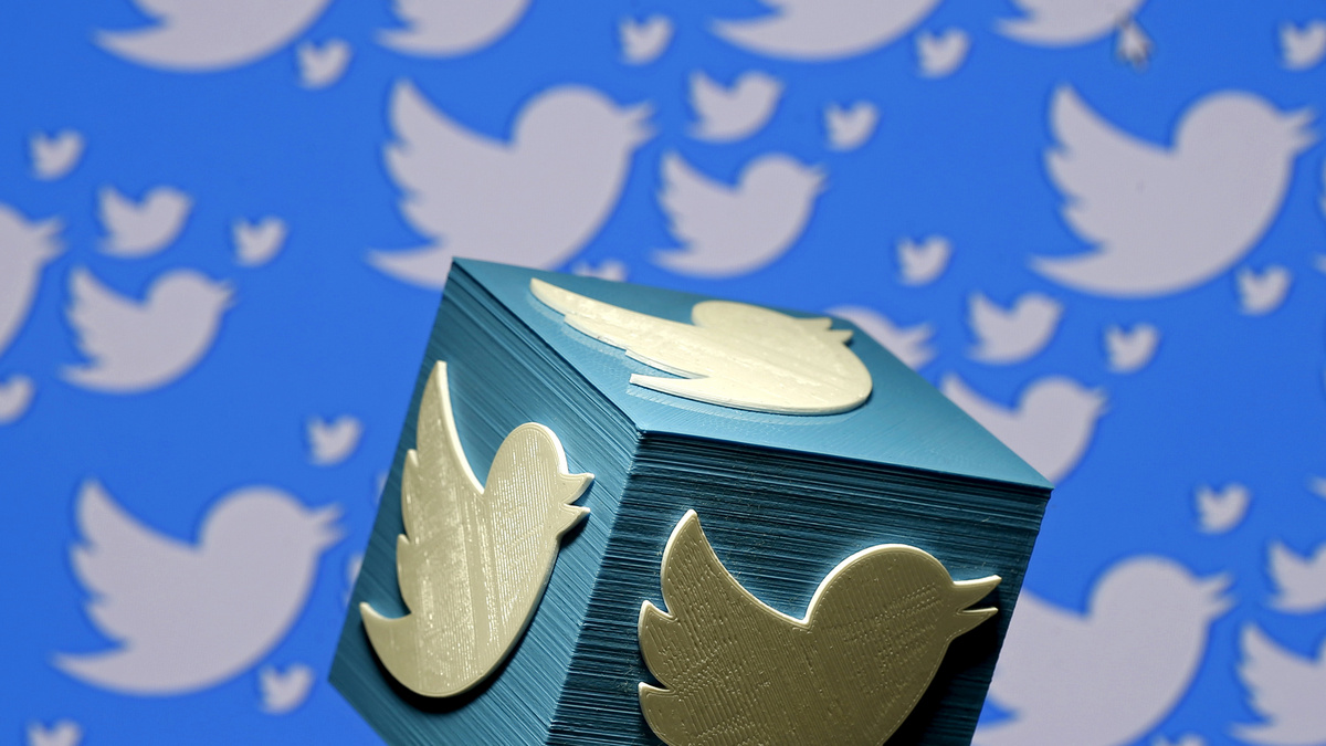 Twitter Testing a Way to Let You Follow Topics Like Users
