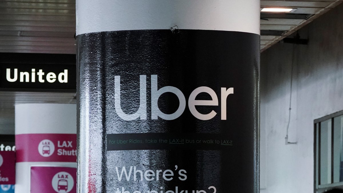 Uber Said to Cut Marketing Costs, Slow Down Hiring: Report