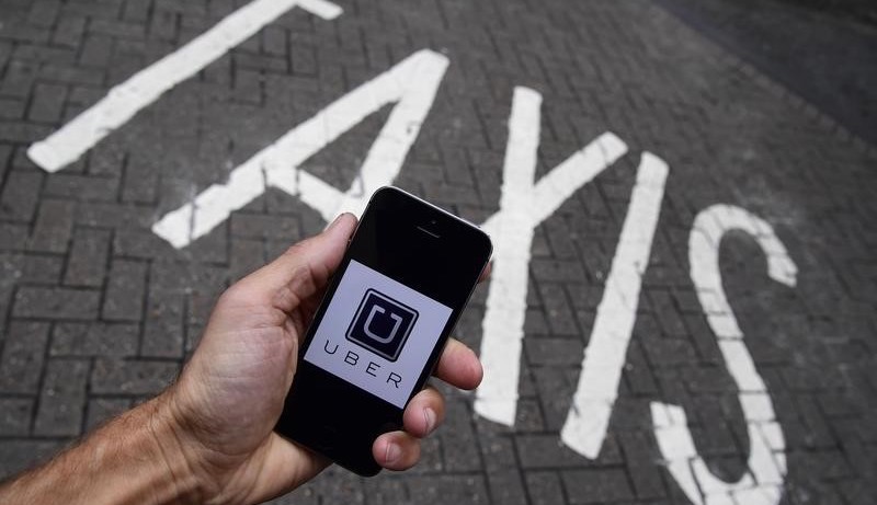 Why #DeleteUber Was Trending on Twitter This Weekend