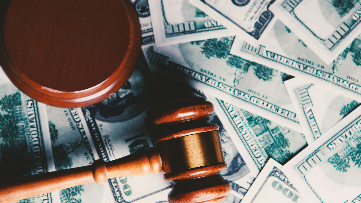UK Regulator Proposes Allowing Retail Funds to Hold Up to 10 Percent in Crypto ETNs