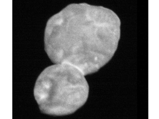 NASA&#039;s New Horizons Spacecraft Sends Back First Images of Ultima Thule, Looks Like a &#039;Snowman&#039;