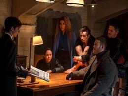 The Umbrella Academy Review: Netflix’s New Superhero Family Is Truly Dysfunctional The Umbrella Academy Review: Netflix’s New Superhero Family Is Truly Dysfunctional