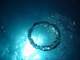 Oxygen Production Discovered in Deep-Sea Metal Nodules, Researchers Investigate