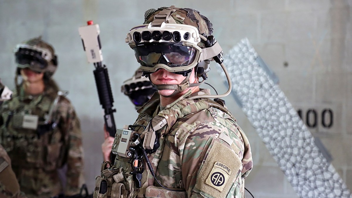 Microsoft AR Glasses: US Army Pushes Back Date on Wearables, Affirms Commitment to Deal