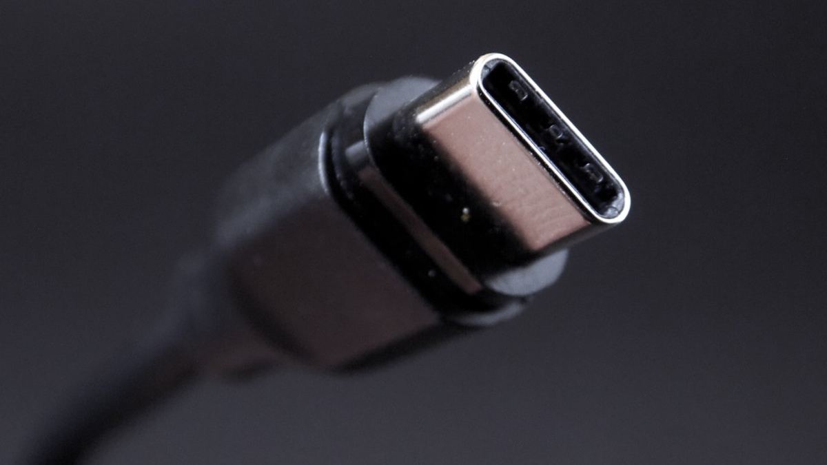 India Planning to Adopt USB Type-C as Uniform Charging Port for Smartphones, Tablets, Laptops