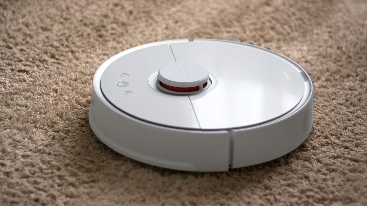Amazon Sale 2025: Robotic Vacuum Cleaner Brand Deals