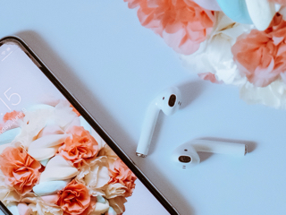 Valentine&#039;s Day 2020: The Best Last-Minute Tech Gift Ideas for Your Loved One