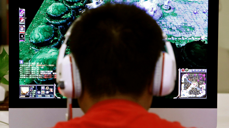 China Regulator Said to Request Pause in New Game Applications to Clear Backlog