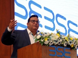 Paytm CEO Vijay Shekhar Sharma Said to Be in Talks With RBI Over Regulatory Concerns