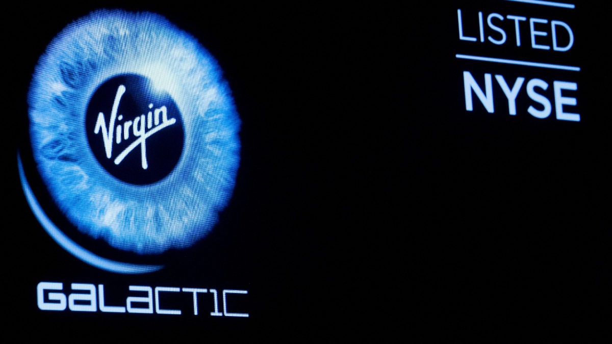 Virgin Galactic Commercial Spaceflight Plans for June Announced; Shares Soar