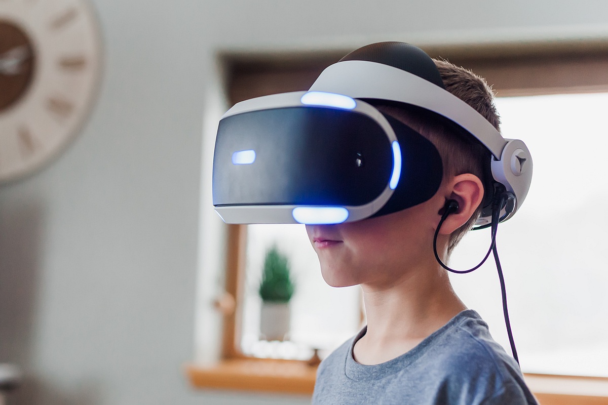 Virtual Reality App Treatment Shows Success in Reducing Common Phobias, Study Shows