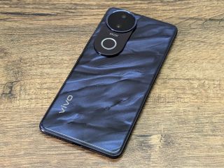 Vivo V50e Review: E for Enough?