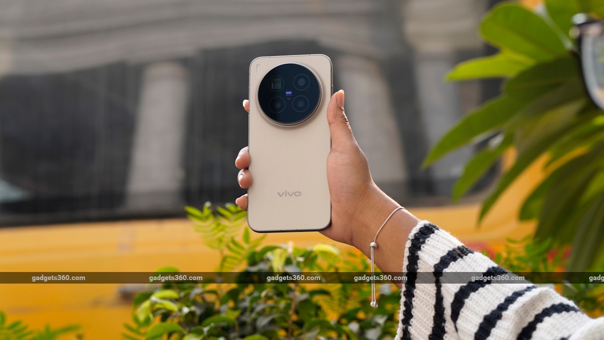 vivo x300 pro review2 rear vivo-x300-pro