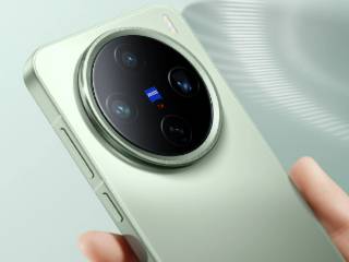 Vivo Tipped to Launch Mid-Range Compact Phone With&nbsp;Dimensity 9 Series Chip Next Year