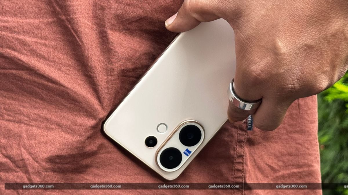 vivo v60 review ndtv camera Vivo V60