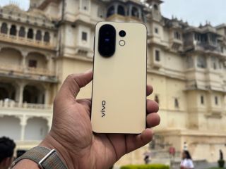 Vivo X200 FE Review: Come for Compact Design, Stay for Camera