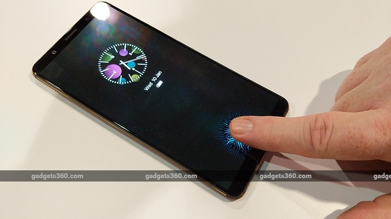Vivo Showcases In-Display Fingerprint Scanning Technology on X20 Plus at CES 2018