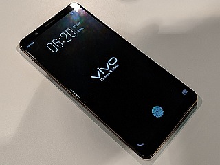 Vivo Showcases In-Display Fingerprint Scanning Technology on X20 Plus at CES 2018
