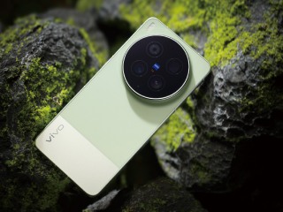 Vivo X300 Ultra With Snapdragon 8 Elite Gen 5 SoC Launched Alongside Vivo X300s: Price, Features